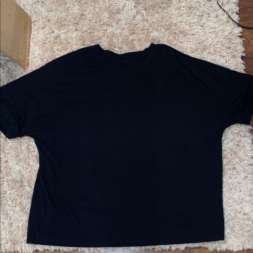 SHEIN Black Short Sleeve Tee
